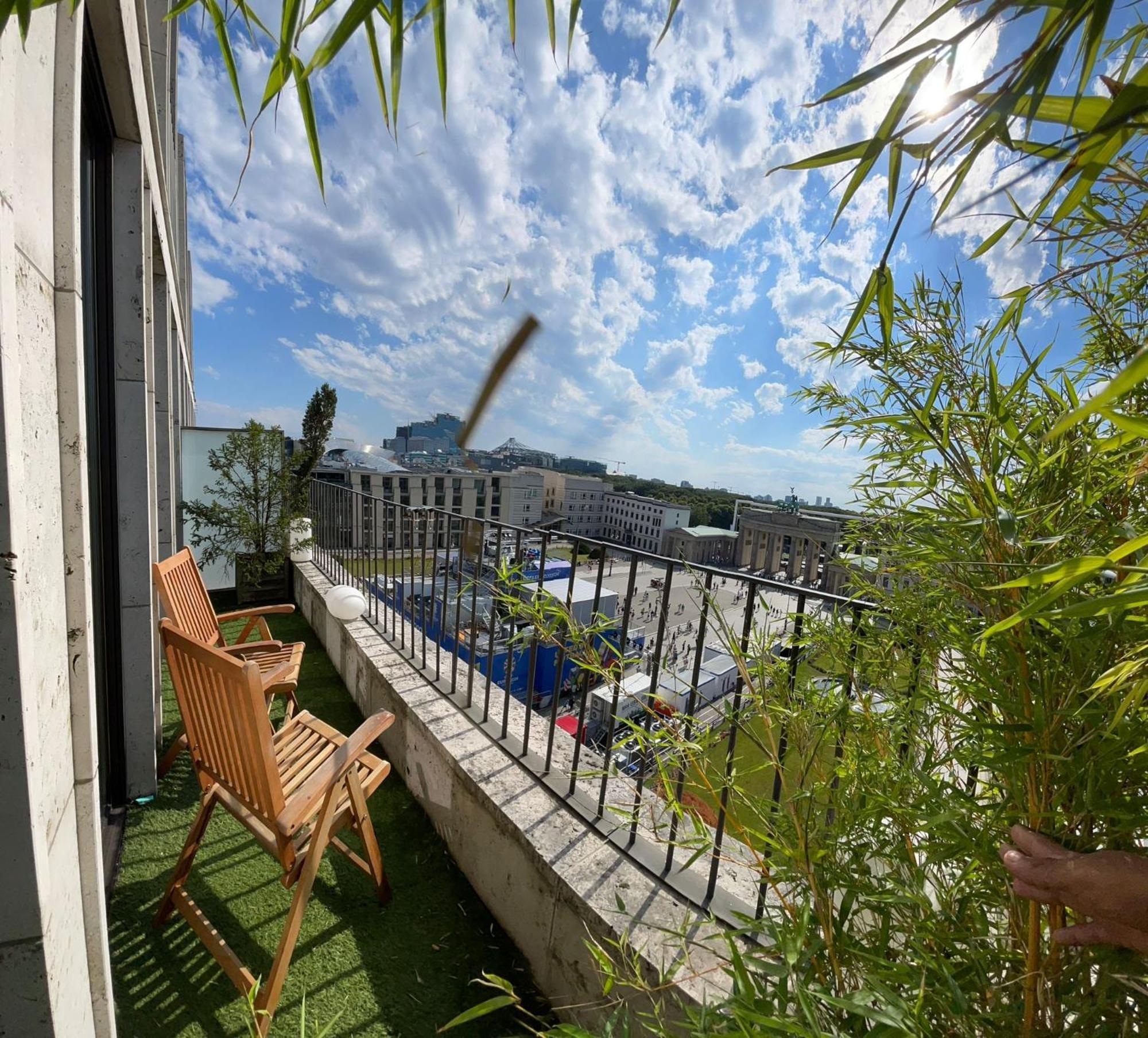Nexliving Berlin Brandenburger Tor Berlim Exterior foto
