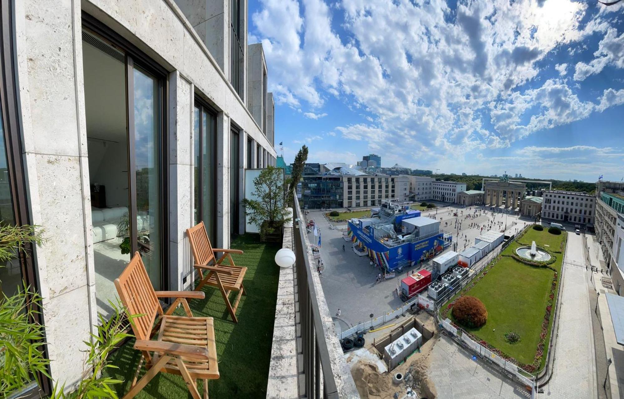 Nexliving Berlin Brandenburger Tor Berlim Exterior foto