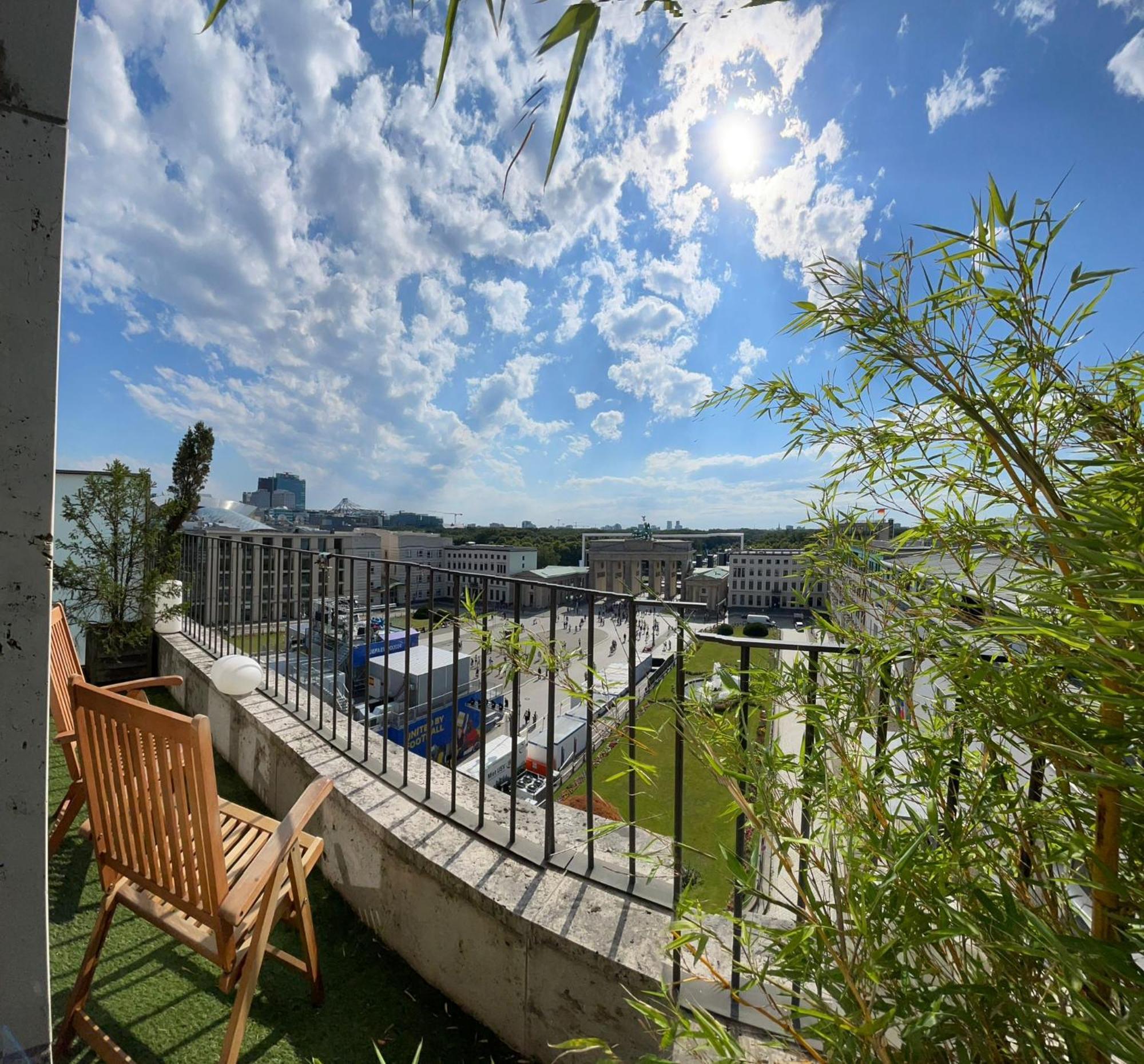Nexliving Berlin Brandenburger Tor Berlim Exterior foto